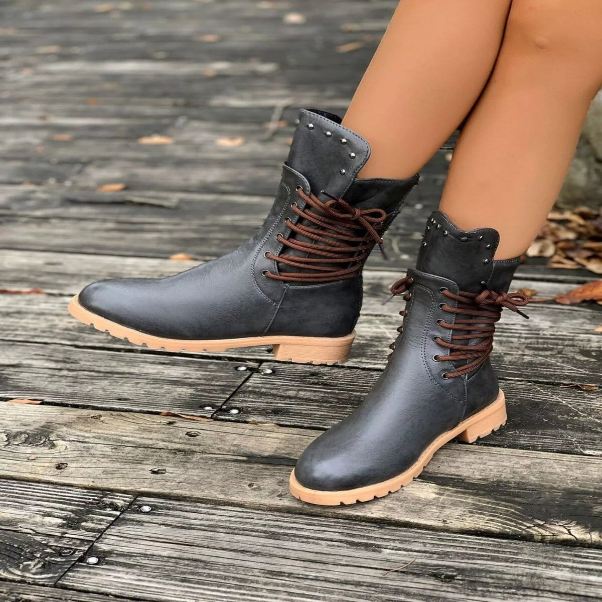 Noah | Round Toe Platform Boots