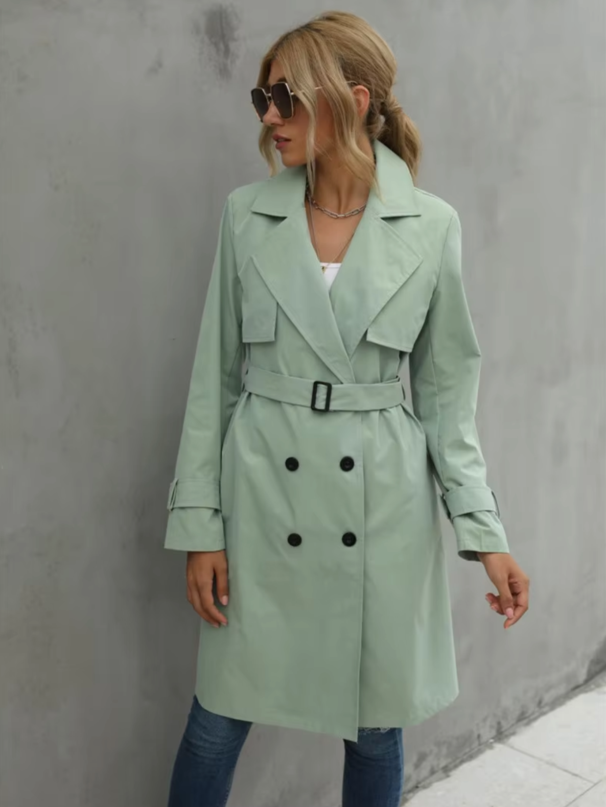 Stella | Kvinders Trenchcoat med Dobbeltknap og Bælte