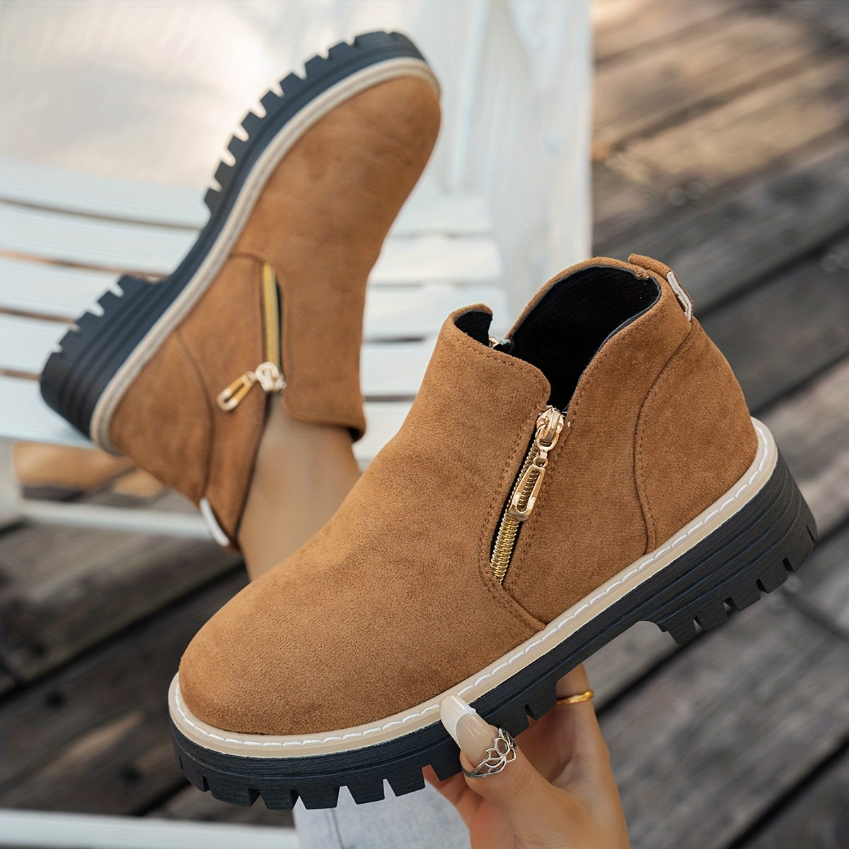 Noah | Chelsea Ankle Boots