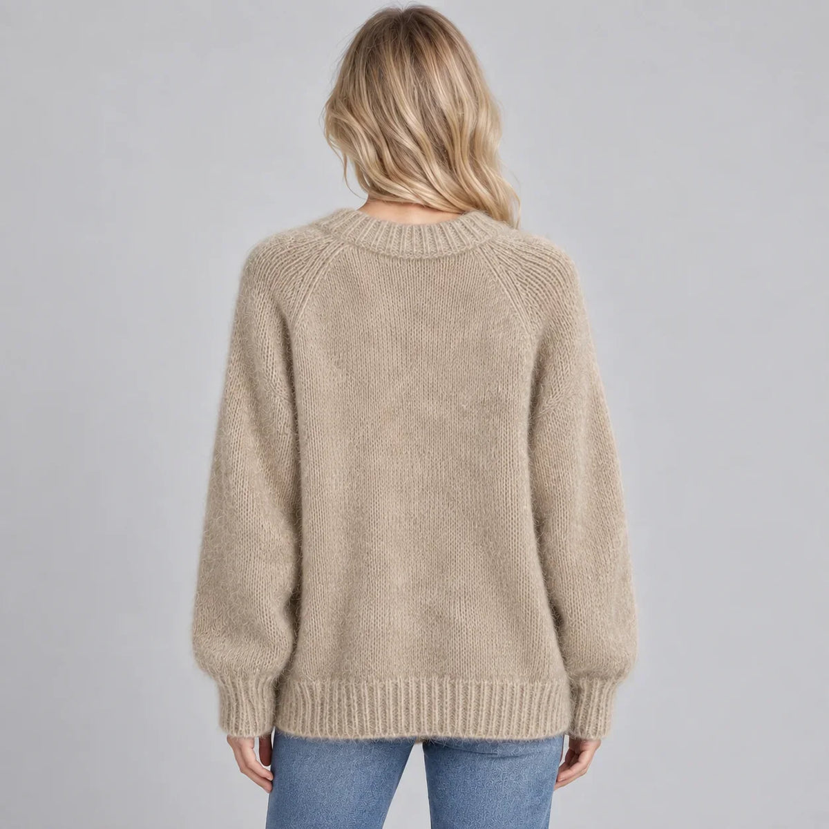 Women's Relaxed Fit Fluffy Knit Jumper with Crew Neck and Long Sleeves