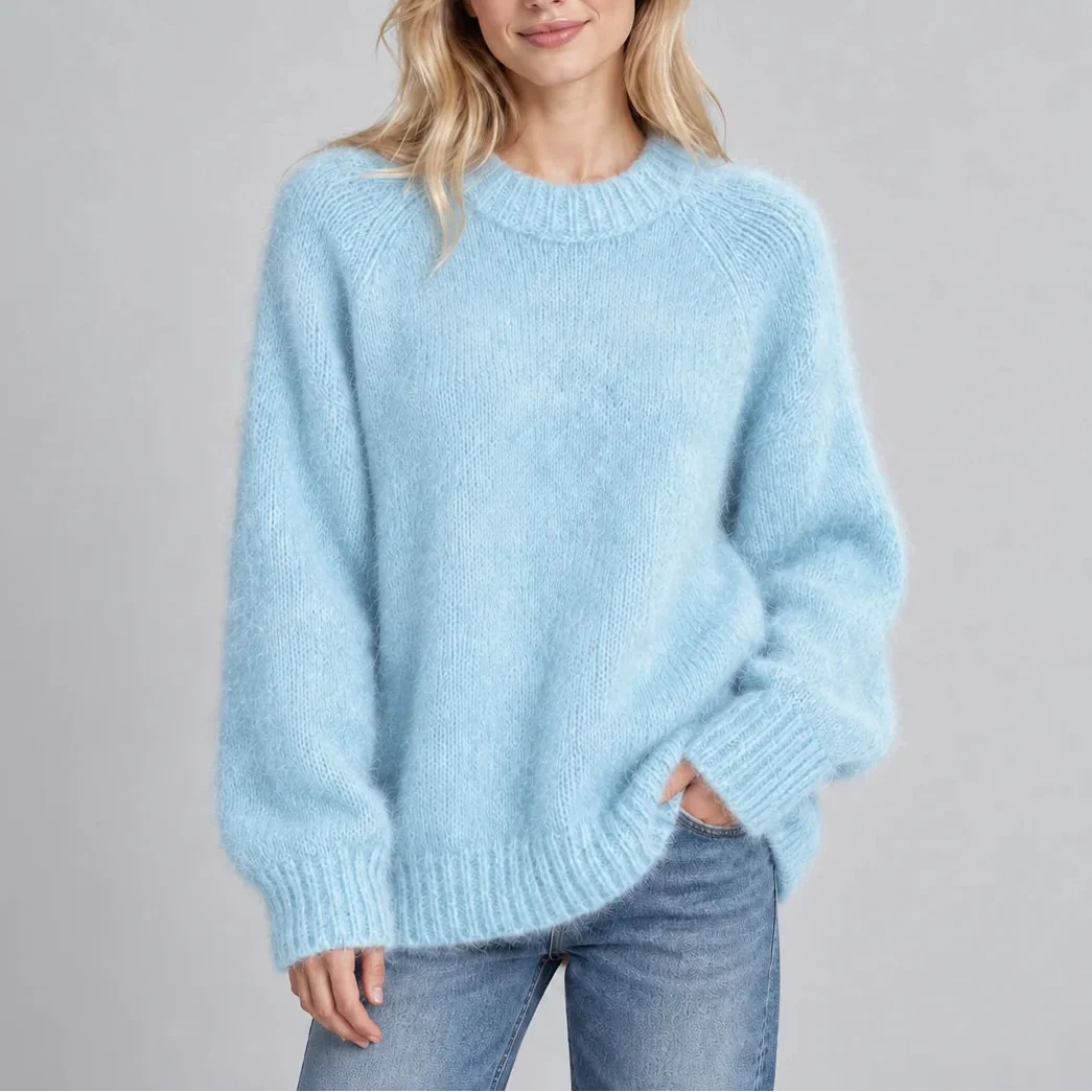 Women's Relaxed Fit Fluffy Knit Jumper with Crew Neck and Long Sleeves