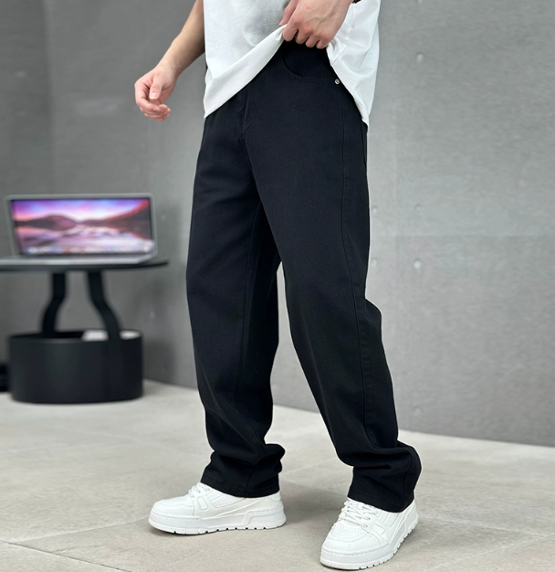Frederick | Men’s Loose Fit Straight Leg Casual Jeans