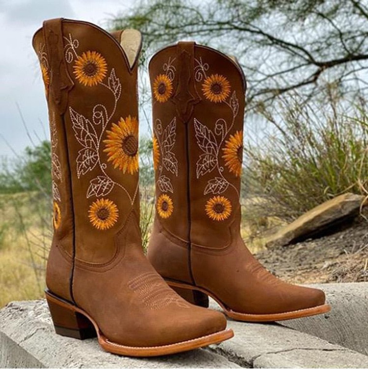 Freya | Women's Ankle Boots Sunflower Embroidered Pull-On Western Cowboy