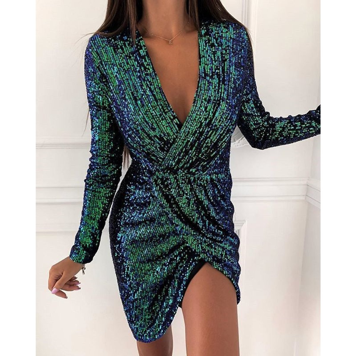 Florence | Women's Sequin Deep V-Neck Long Sleeve Cocktail Dress