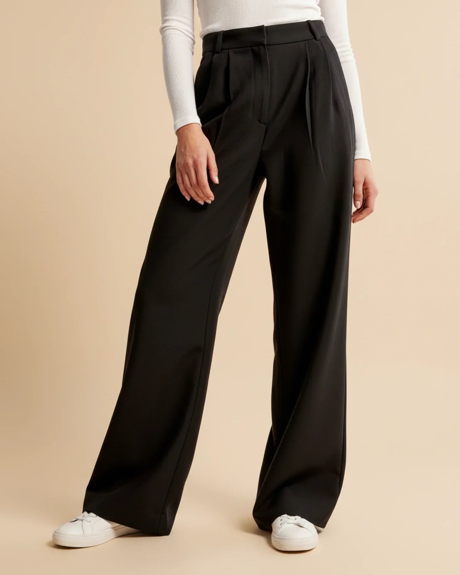 Eloise | High Waist Pleated Leg Trousers with Tailored Fit