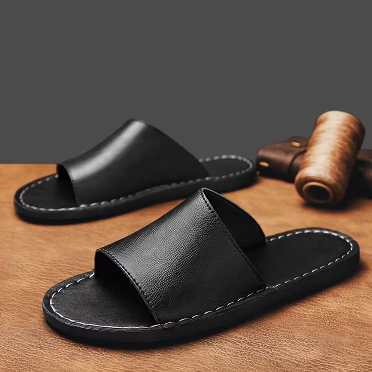 Noah™ | Men’s Lightweight Slide Sandals