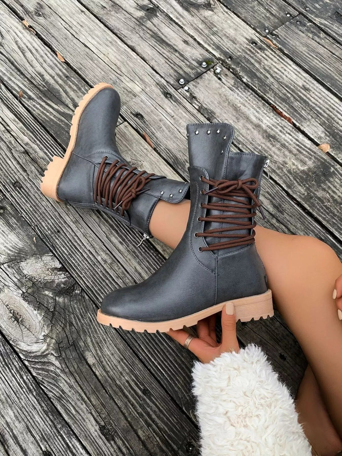 Noah | Round Toe Platform Boots