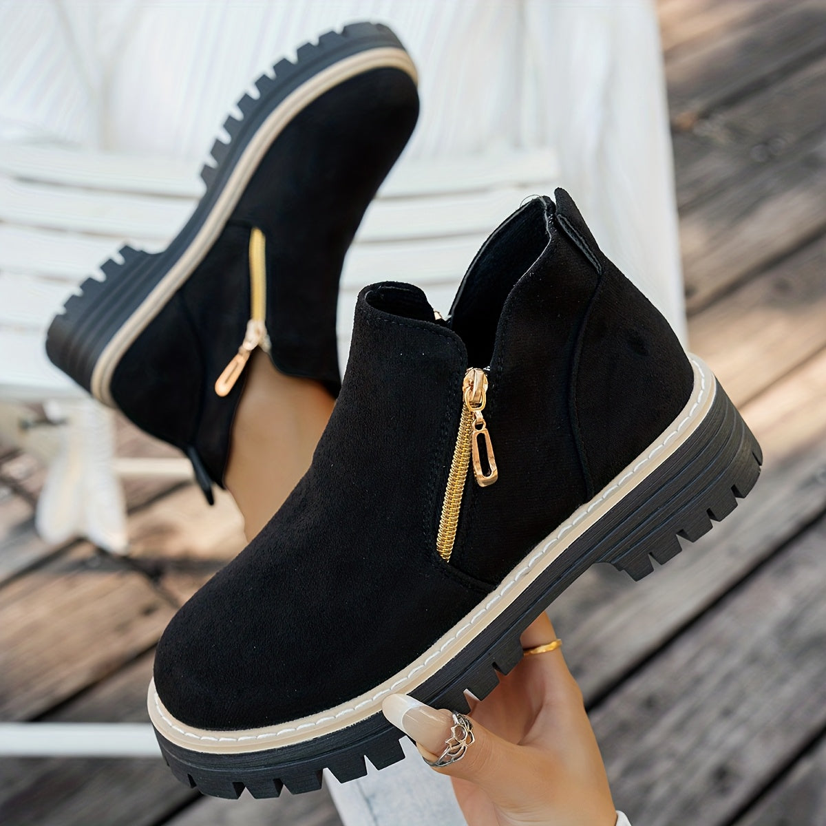 Noah | Chelsea Ankle Boots