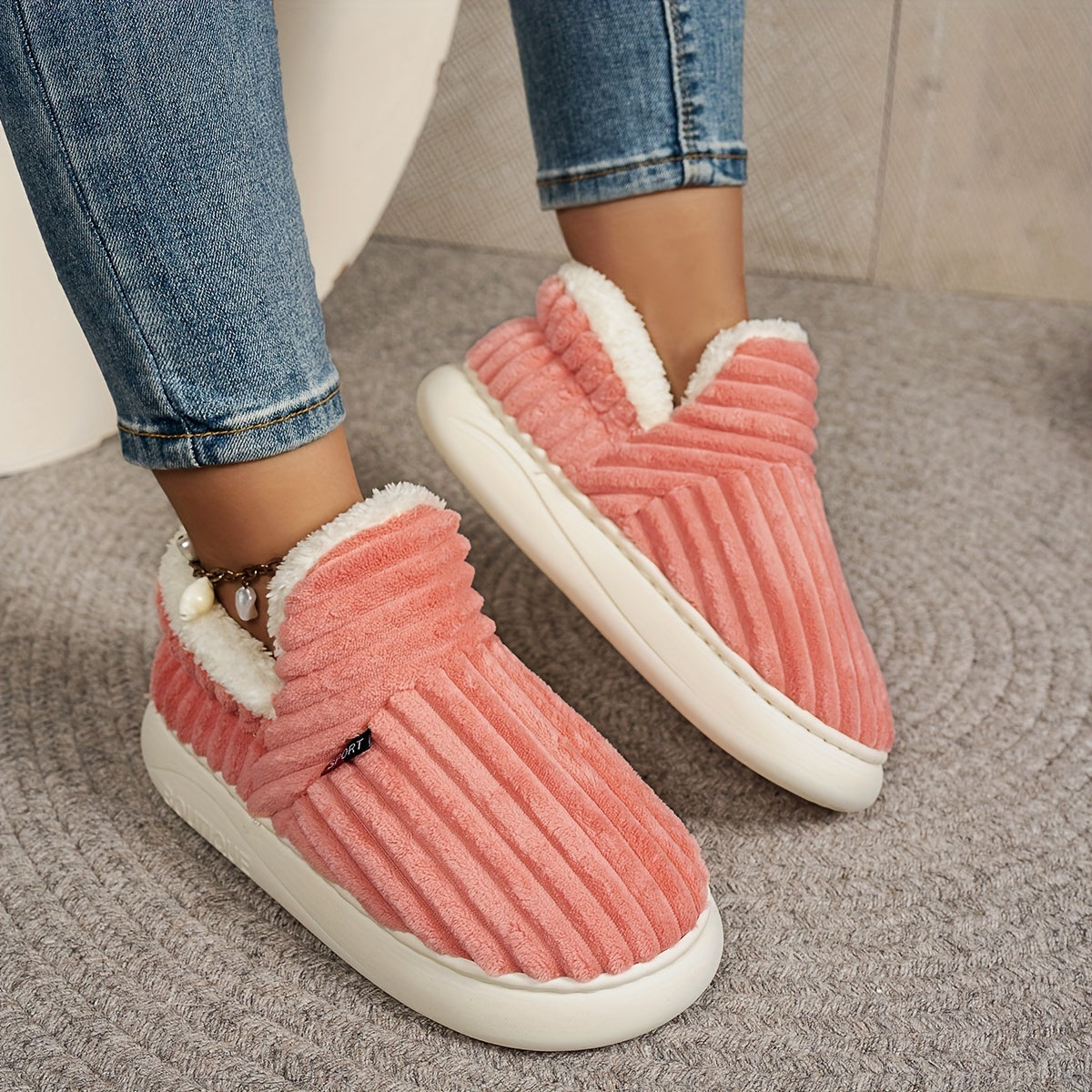Amelia™ | Warm Wool-Lined Winter Slippers