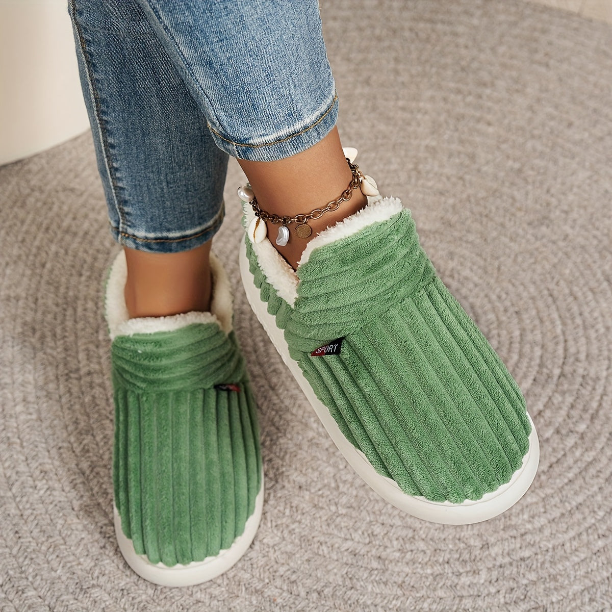 Amelia™ | Warm Wool-Lined Winter Slippers
