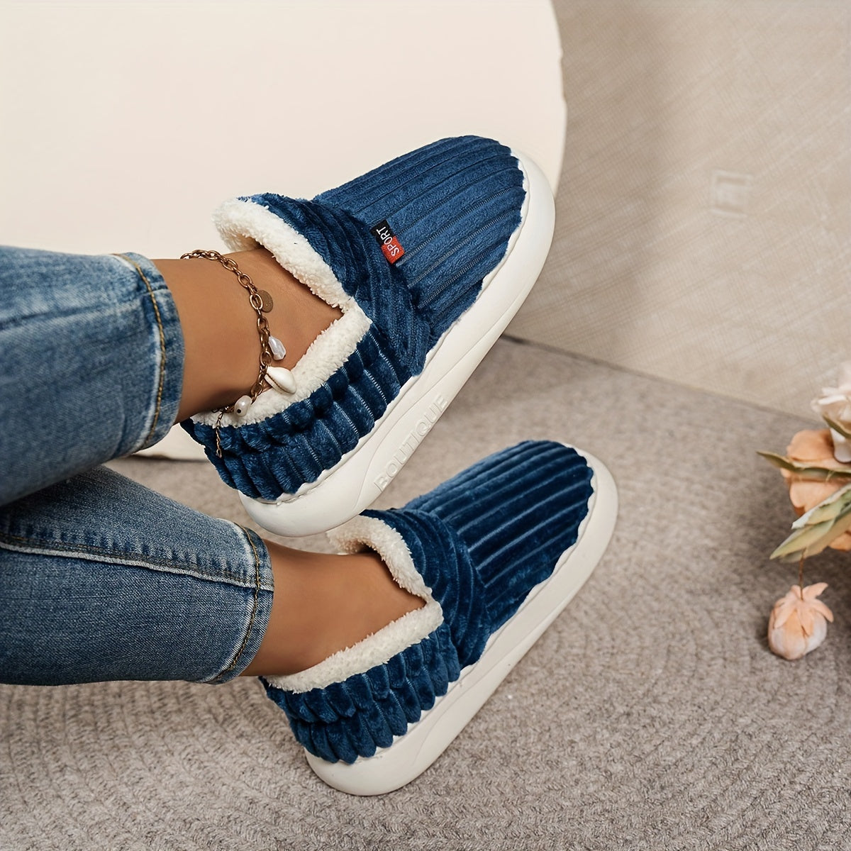 Amelia™ | Warm Wool-Lined Winter Slippers