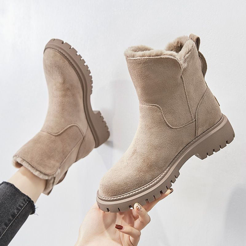 Noah | Walking Ankle Boots