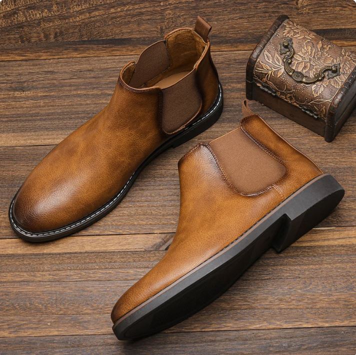 Wayne™ Timeless Chelsea Boots