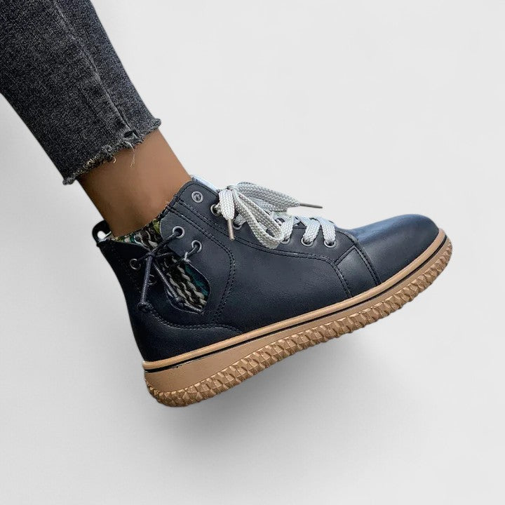 Noah | Women's Lace-Up Ankle Boots