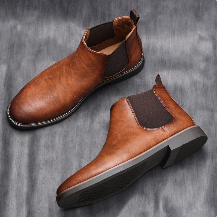 Wayne™ Timeless Chelsea Boots