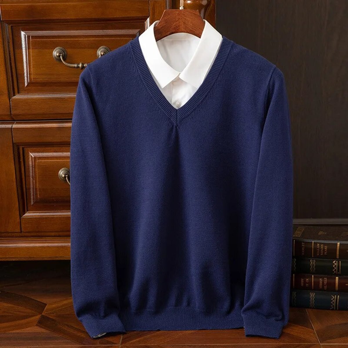 William | Mens V-Neck Cashmere Blend Knit Jumper
