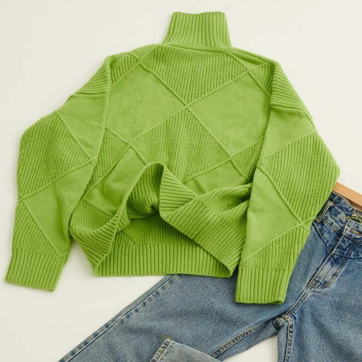 Olivia | Women's Argyle Knit Relaxed-Fit Turtleneck Sweater