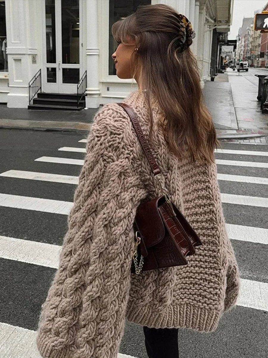 Freya | Women's Cardigan Oversized Chunky Cable-Knit Jumper