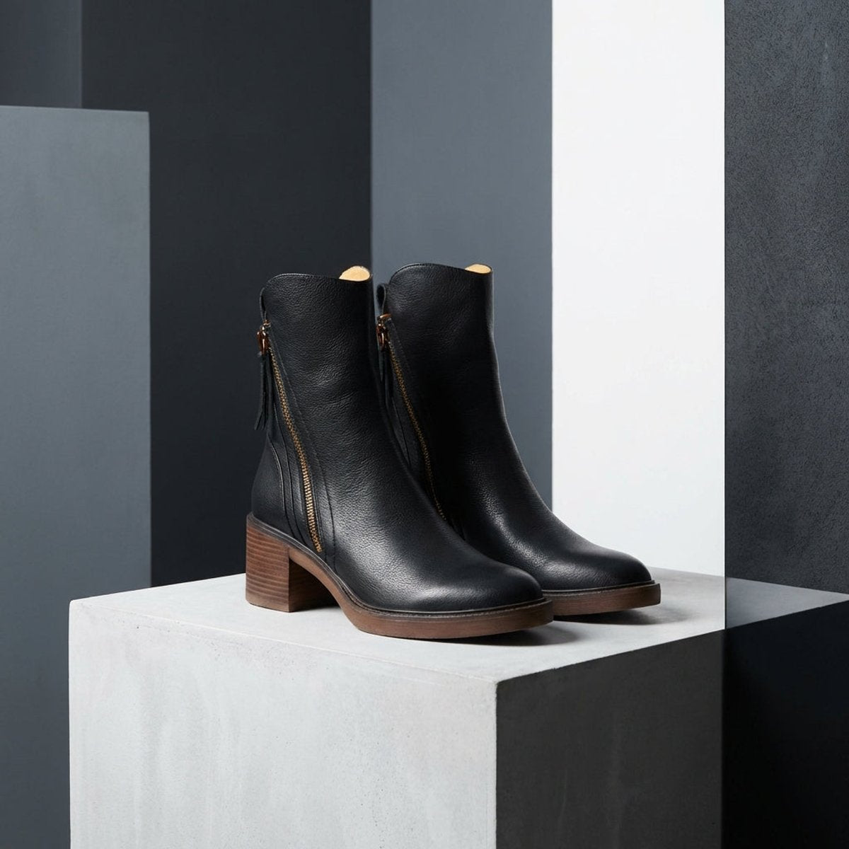 Lily | Women's Genuine Leather Side-Zip Black Boots Block Heel