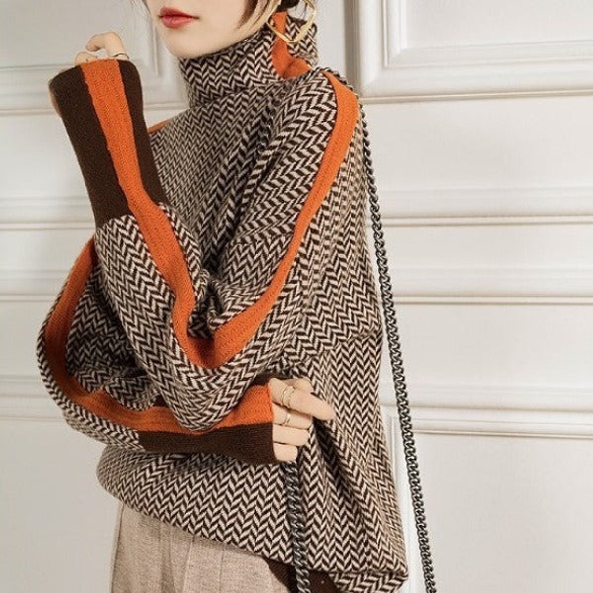 Isla | Women's Herringbone Oversized Turtleneck Sweater Contrast Trim