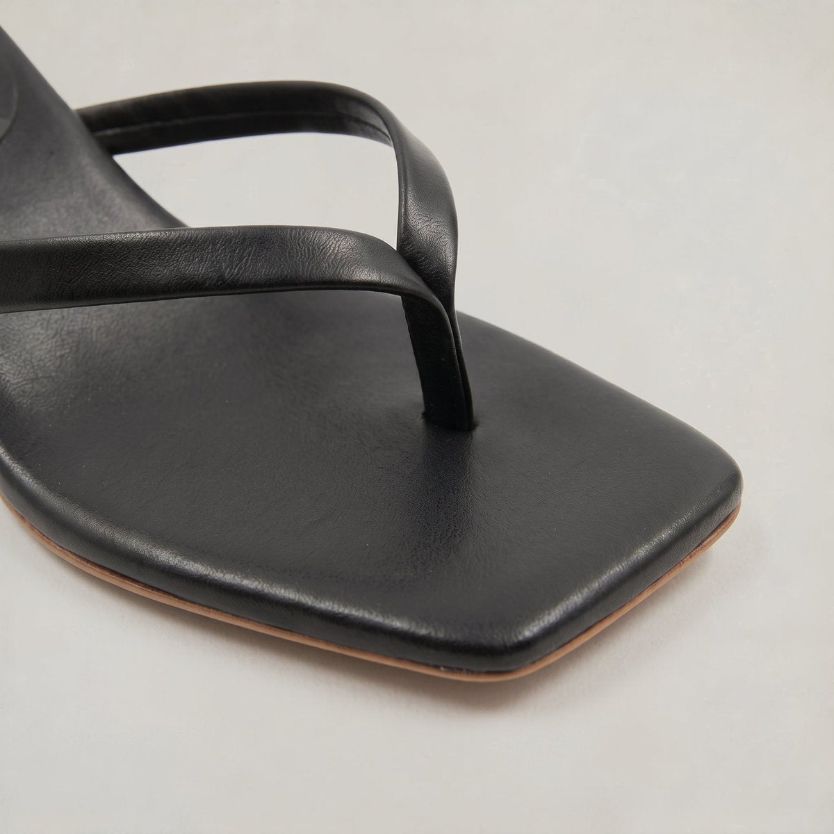 Willow | Women's Kitten Heel Thong Slip-On Sandals