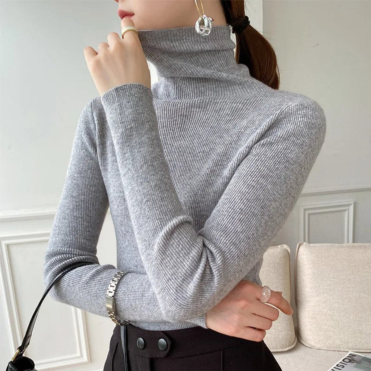 Ivy | Women's Slim-Fit Cashmere Turtleneck Jumper