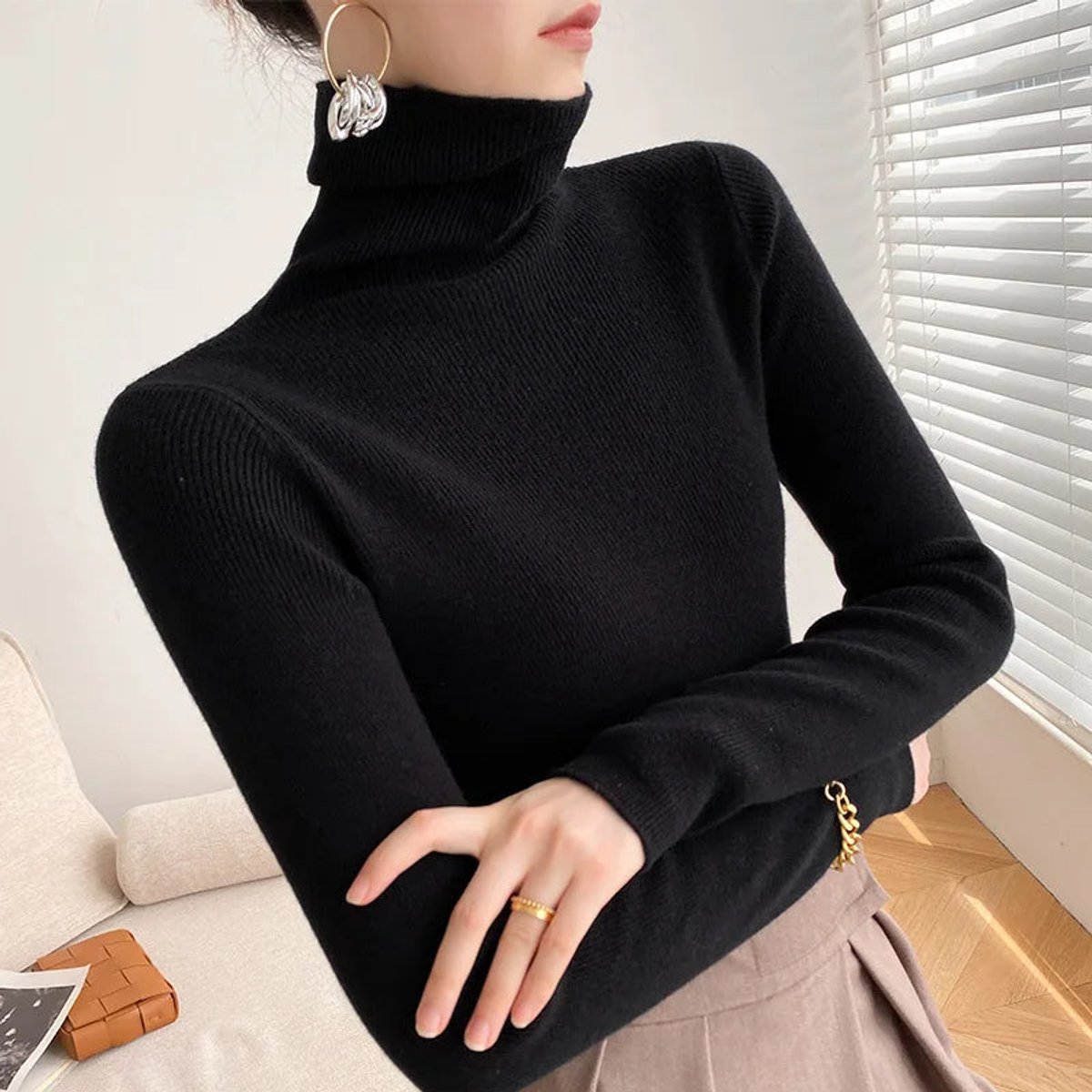 Ivy | Women's Slim-Fit Cashmere Turtleneck Jumper