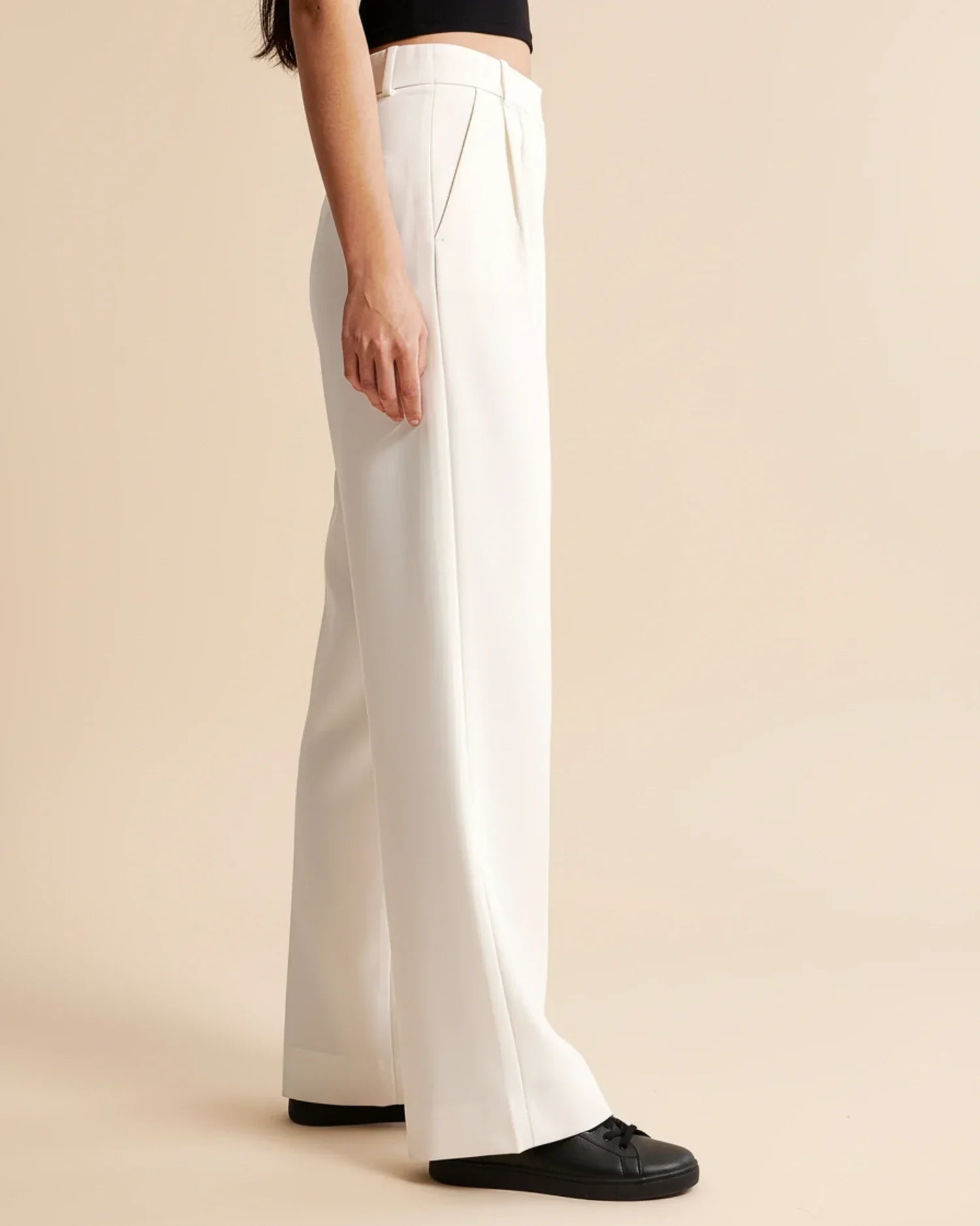 Eloise | High Waist Pleated Leg Trousers with Tailored Fit